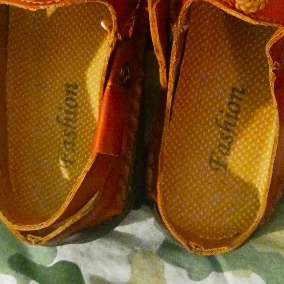 Fashion HSY. Men's sandals handcrafted size 11 orange in color - Picture 4 of 9